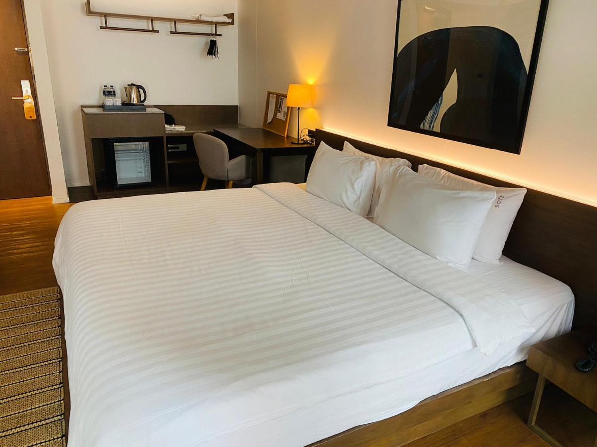 T2 Residence Sathorn Bangkok Exteriör bild