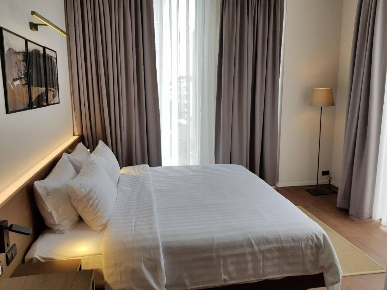 T2 Residence Sathorn Bangkok Exteriör bild