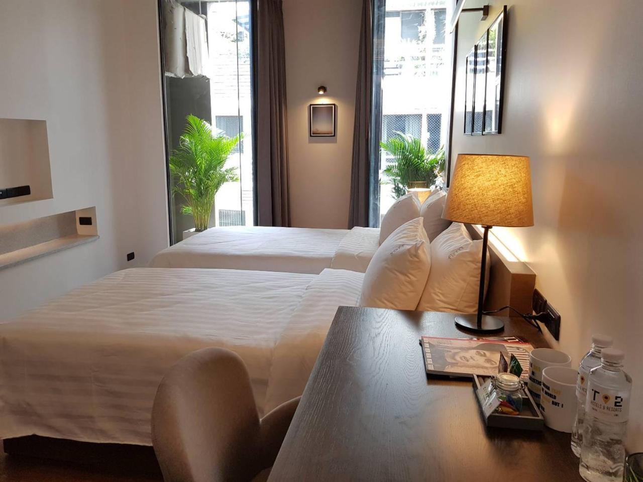 T2 Residence Sathorn Bangkok Exteriör bild