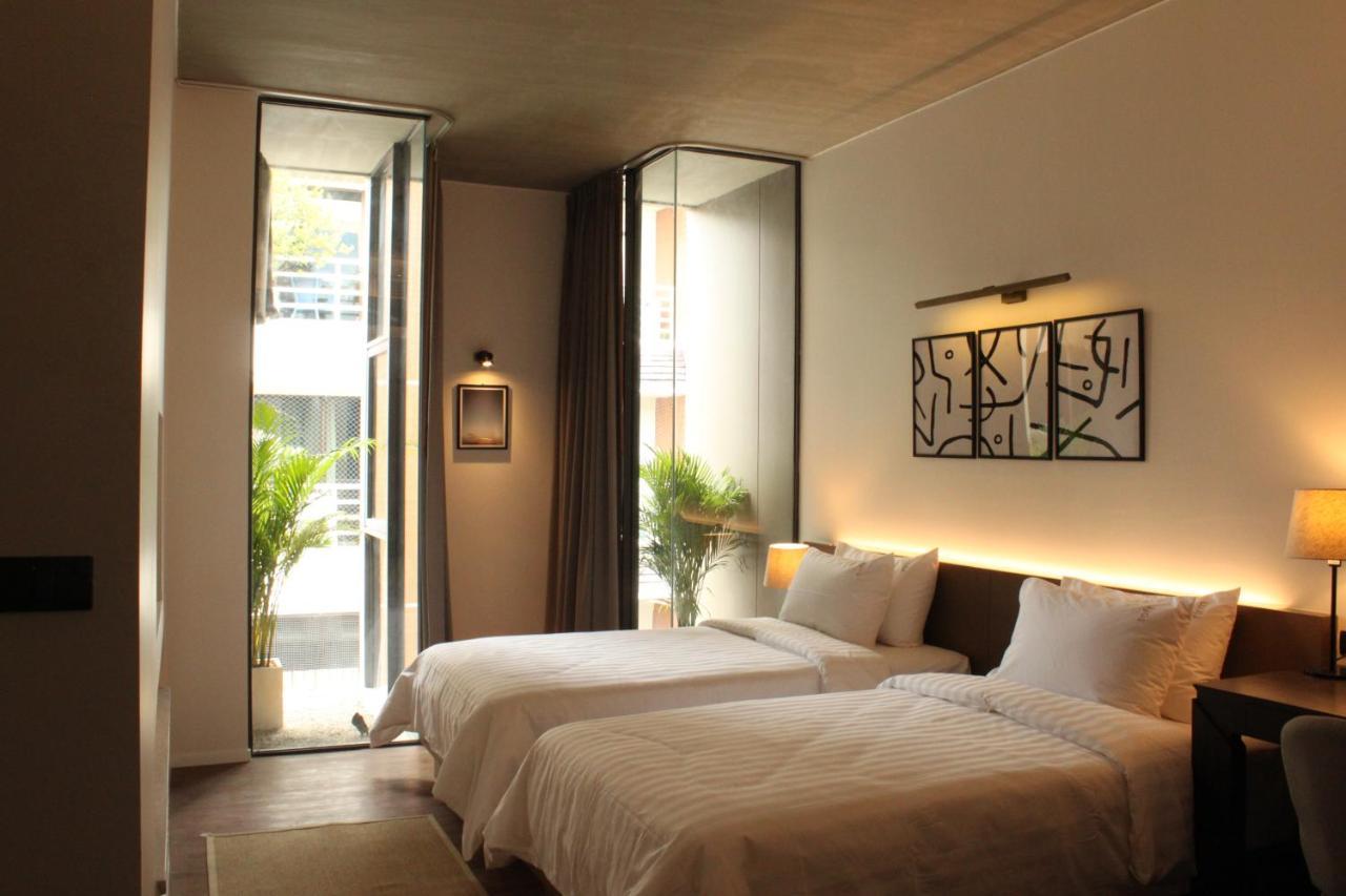 T2 Residence Sathorn Bangkok Exteriör bild